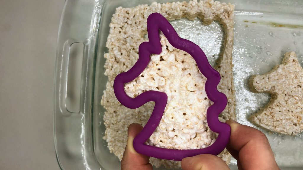 unicorn shaped cookie cutter