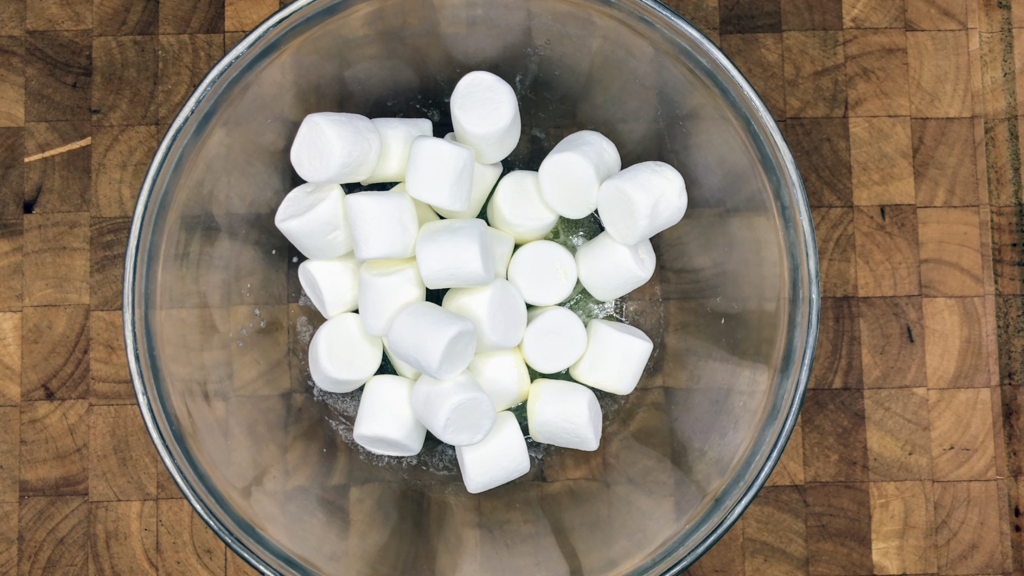 marshmallows in bowl