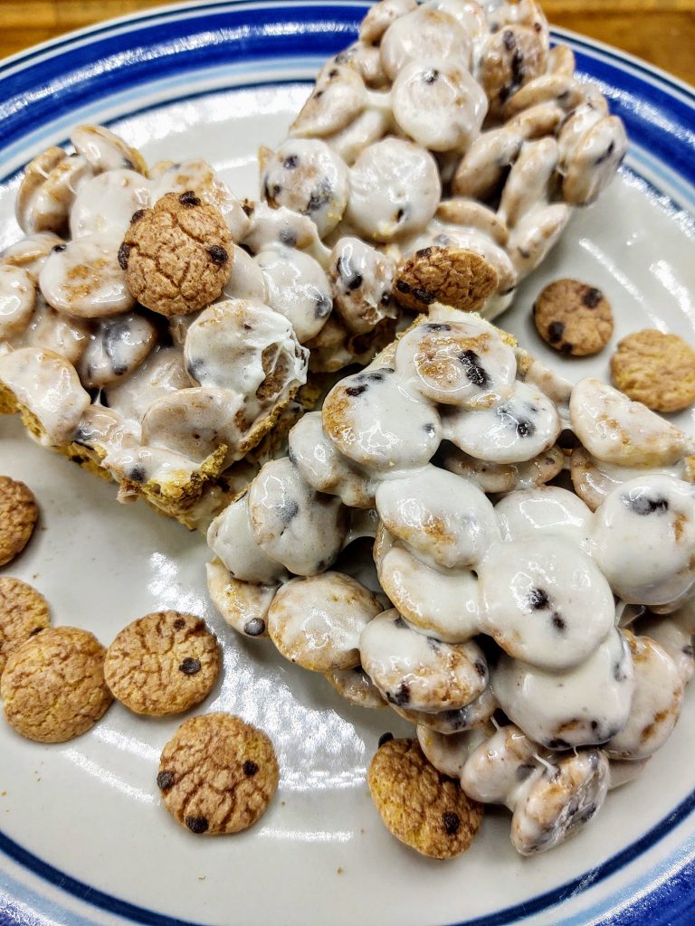 Cookie Crisp Cereal Bars | How To Make Rice Crispy Treats