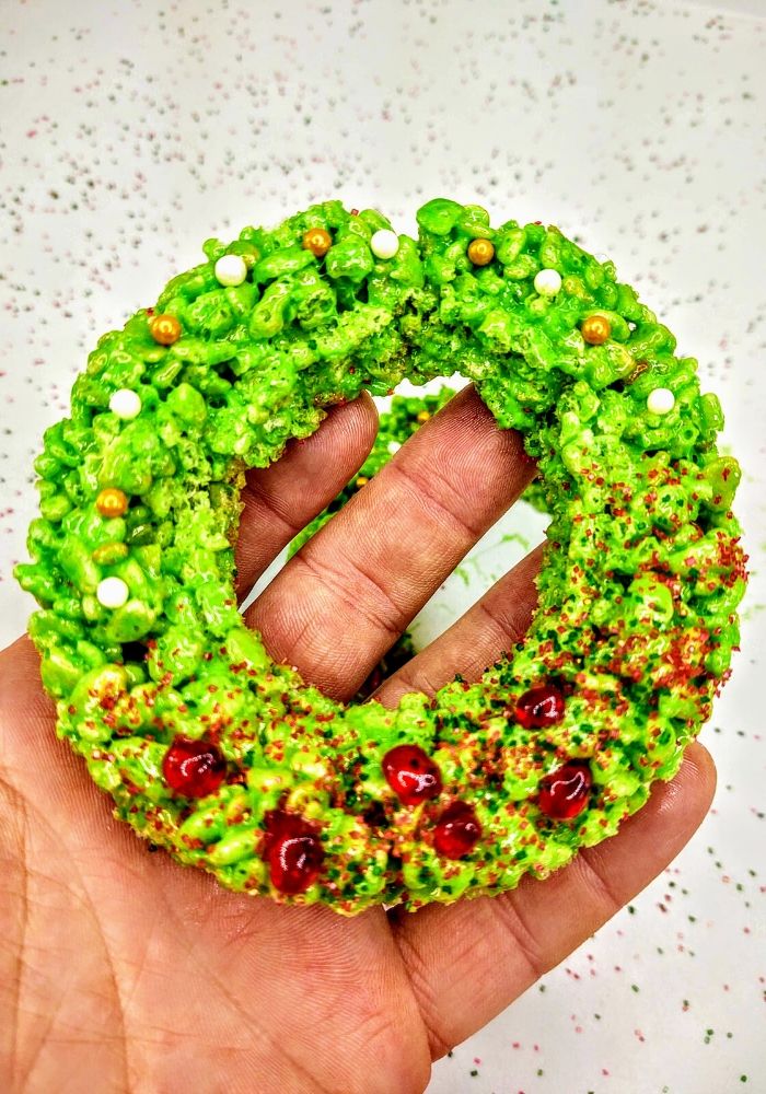 holiday wreath rice krispie treat