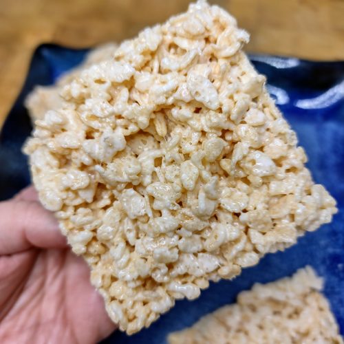 closeup of dairy free rice krispie treat