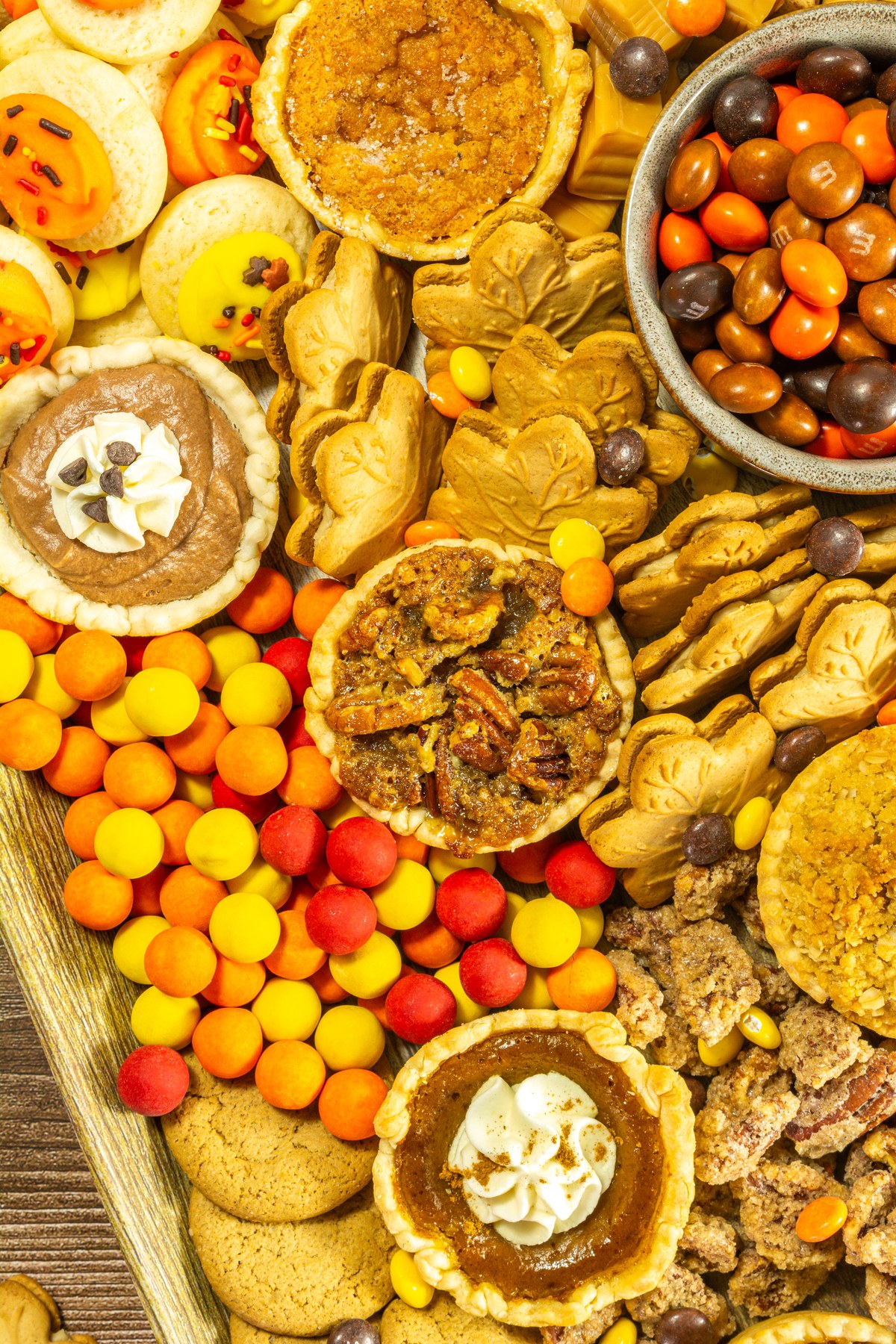 Thanksgiving dessert board.
